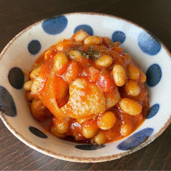 お鍋ひとつで簡単‼鶏手羽元と大豆のトマト煮